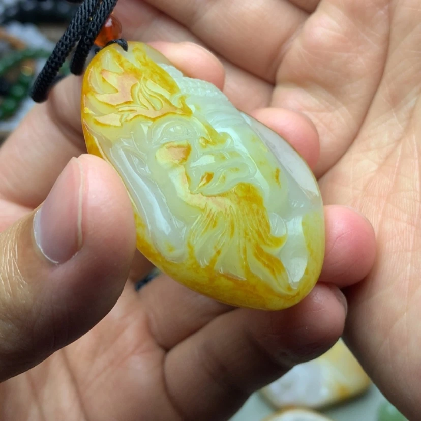【闪购商品】颈饰未镶嵌和田玉糖*