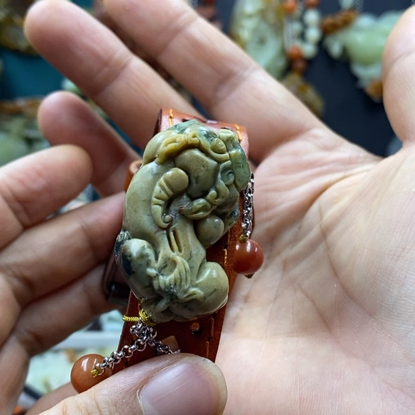 【闪购商品】蛇纹石玉手牌未镶嵌