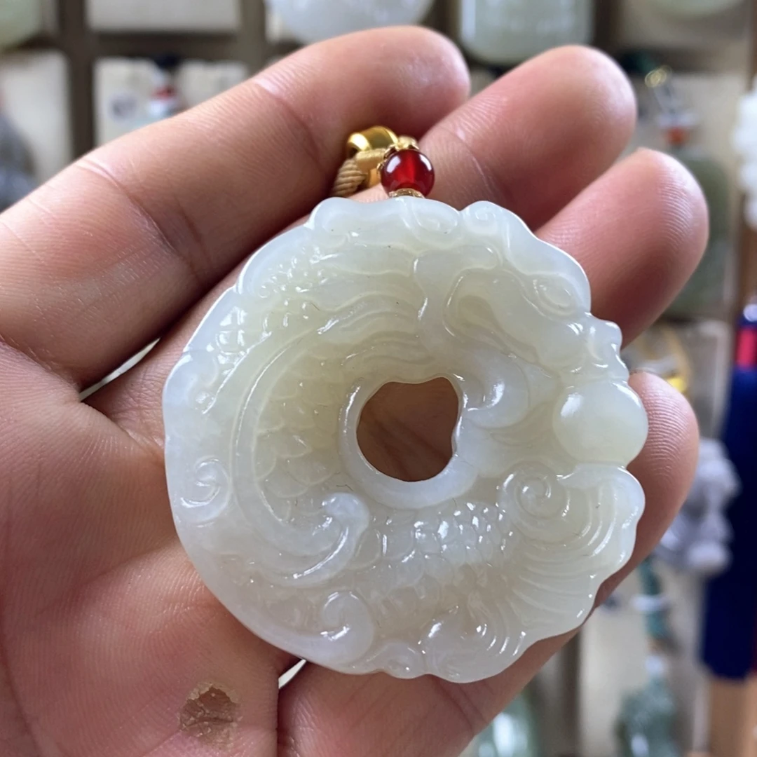 乱***寸和田玉（糖玉）未镶嵌颈饰
