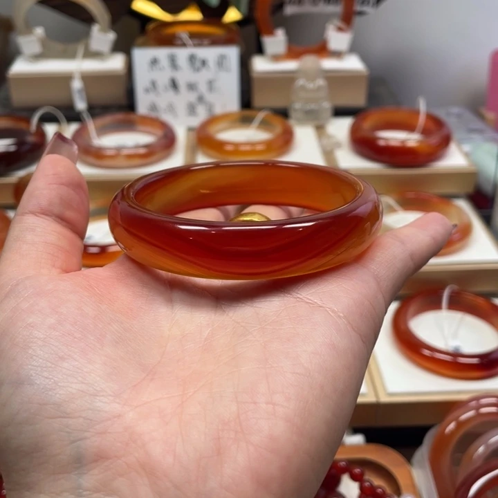 玛瑙/玉髓未镶嵌手镯