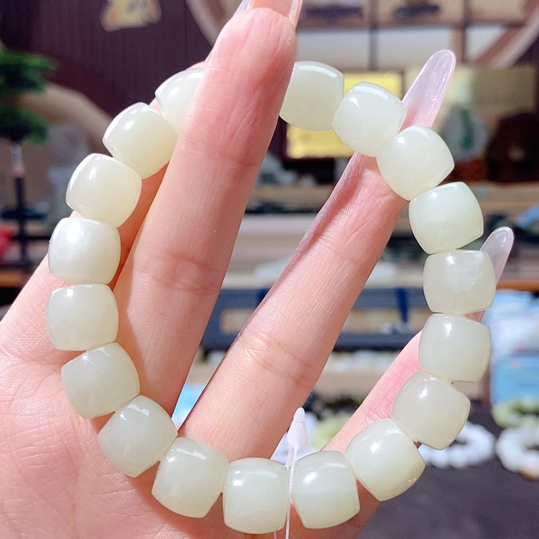 和田玉未镶嵌手链