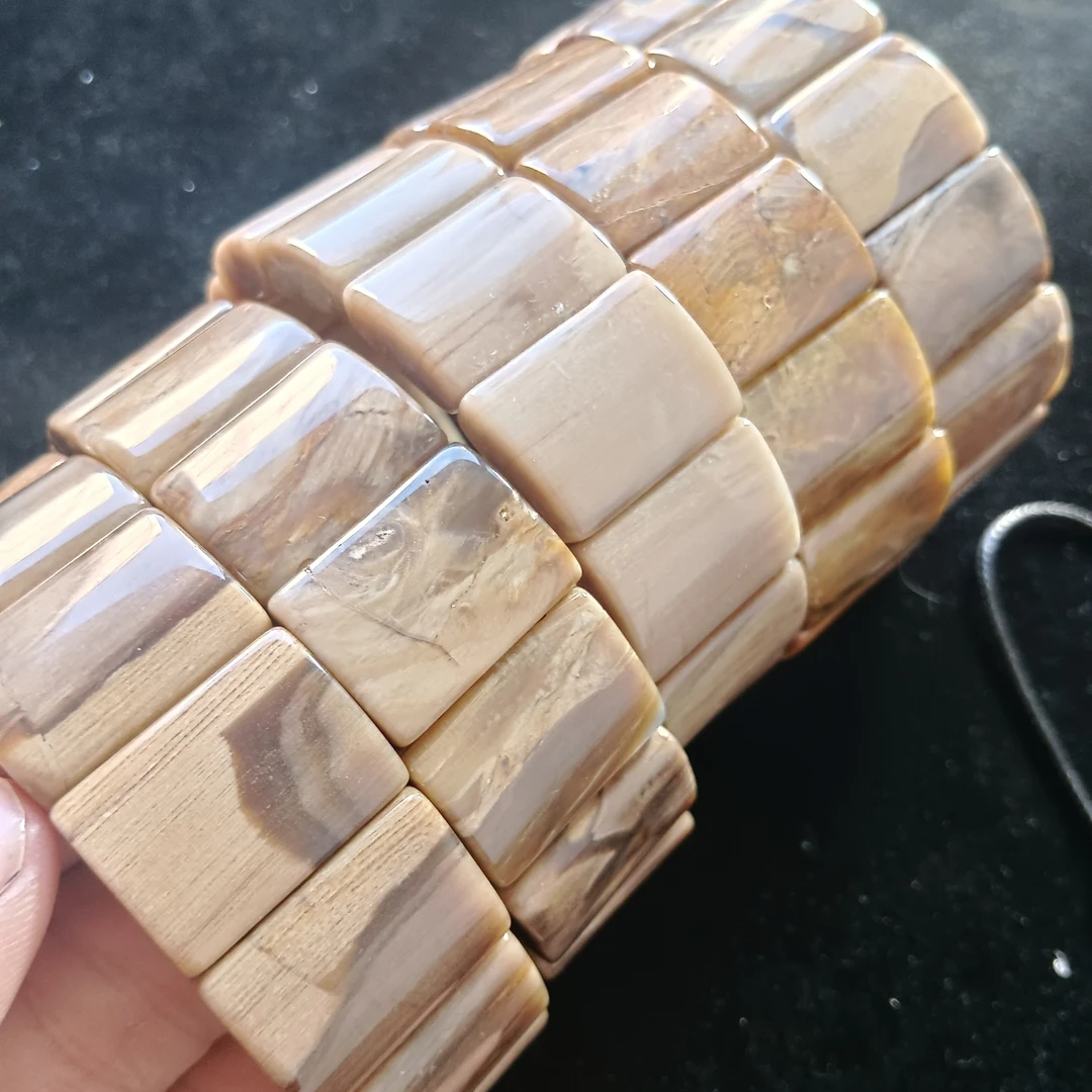 树化玉手牌，微瑕