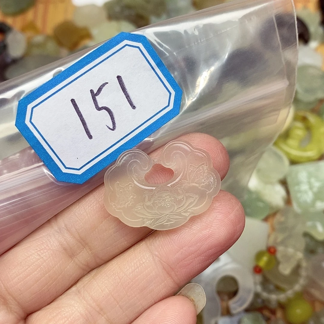 蛇纹石玉未镶嵌吊坠(不含链)151