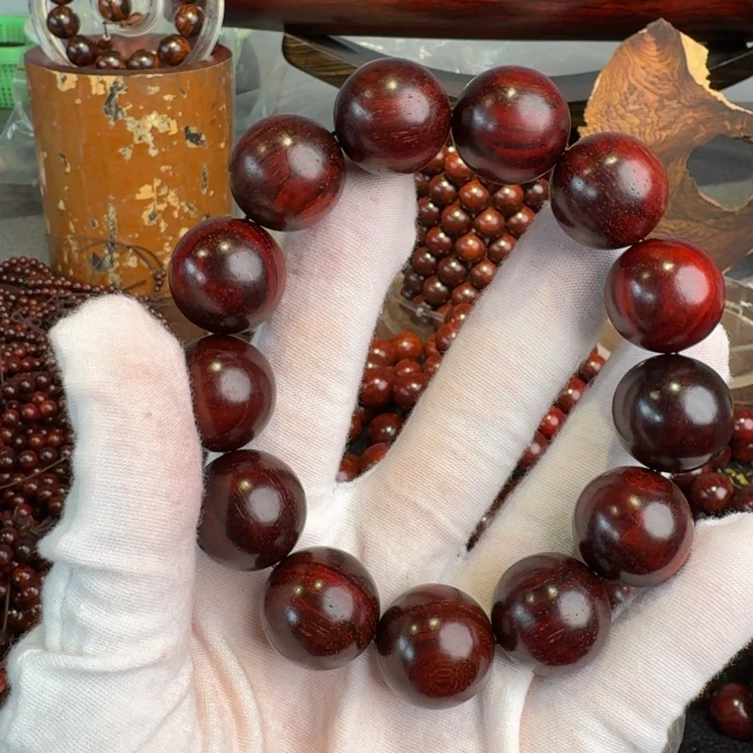 一***肉檀香紫檀（小叶紫檀）