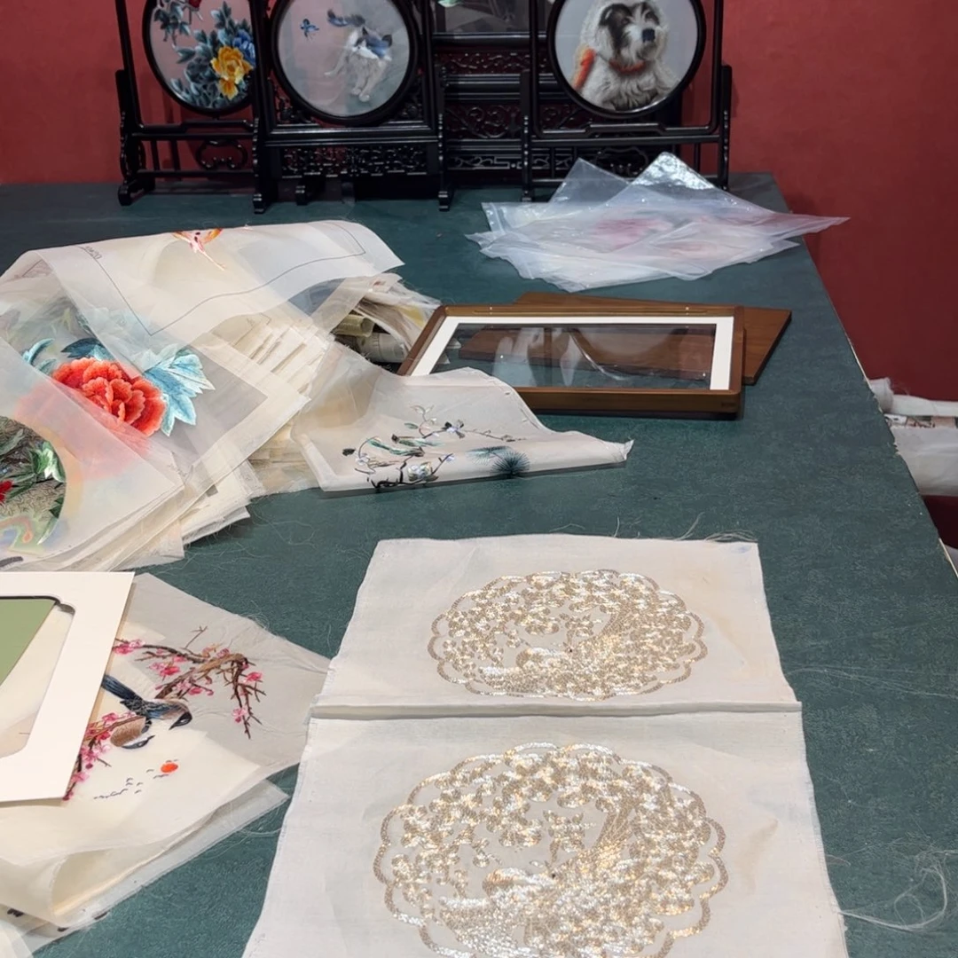 织绣纯手工制作方法是什么意思。