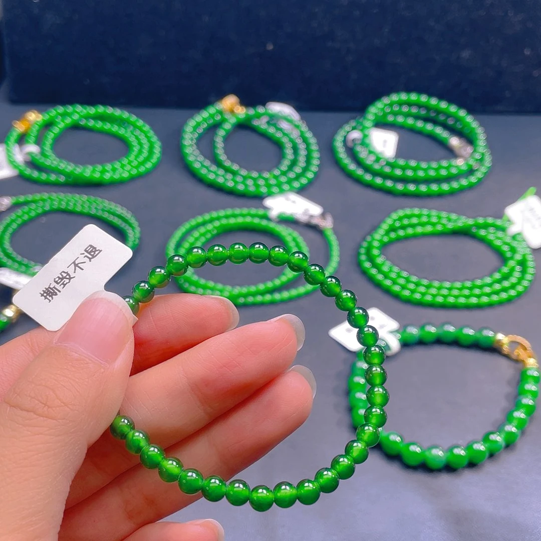 翡翠未镶嵌颈饰卡5