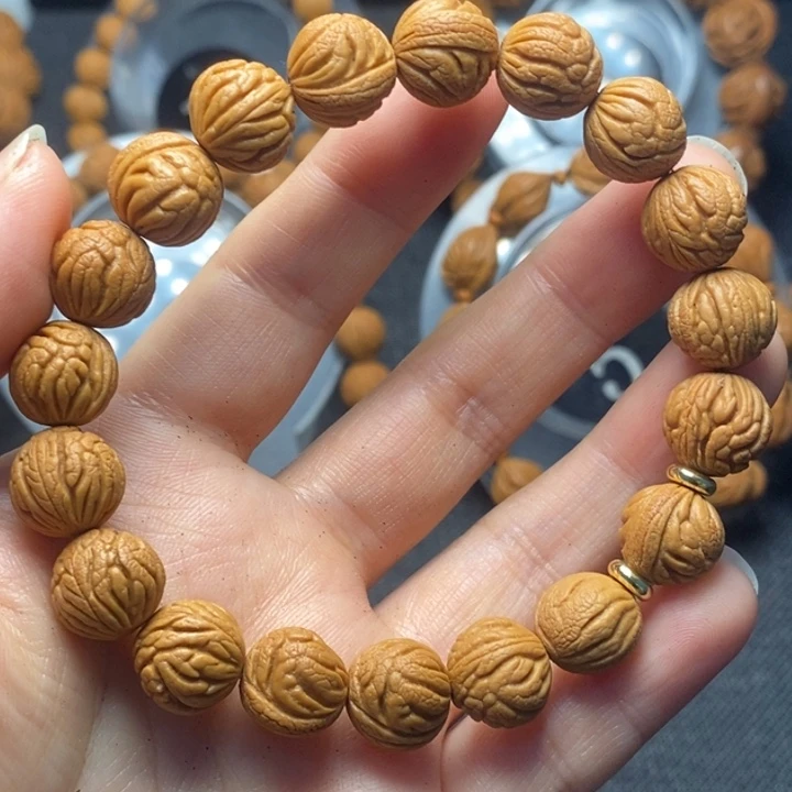 吊坠桃核秦岭山野生桃核