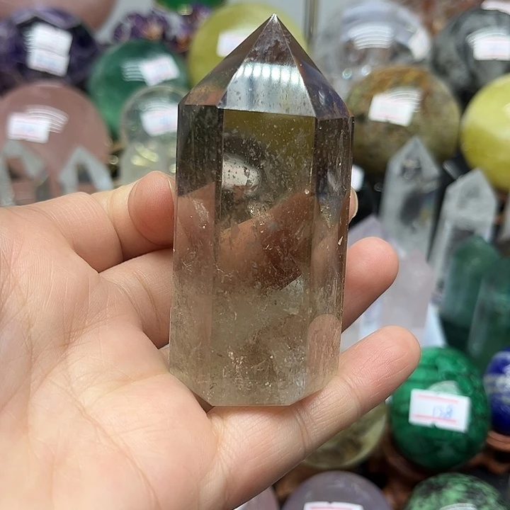 水晶未镶嵌珠宝半成品155克茶水晶柱