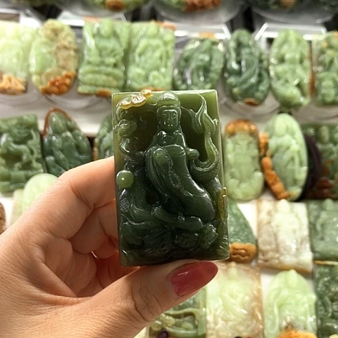 和田玉未镶嵌挂件