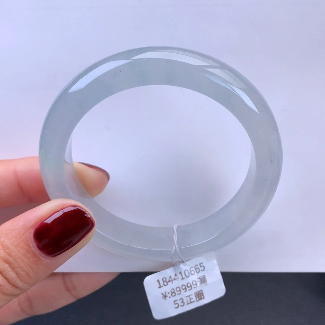 翡翠手镯未镶嵌高冰莹光手镯