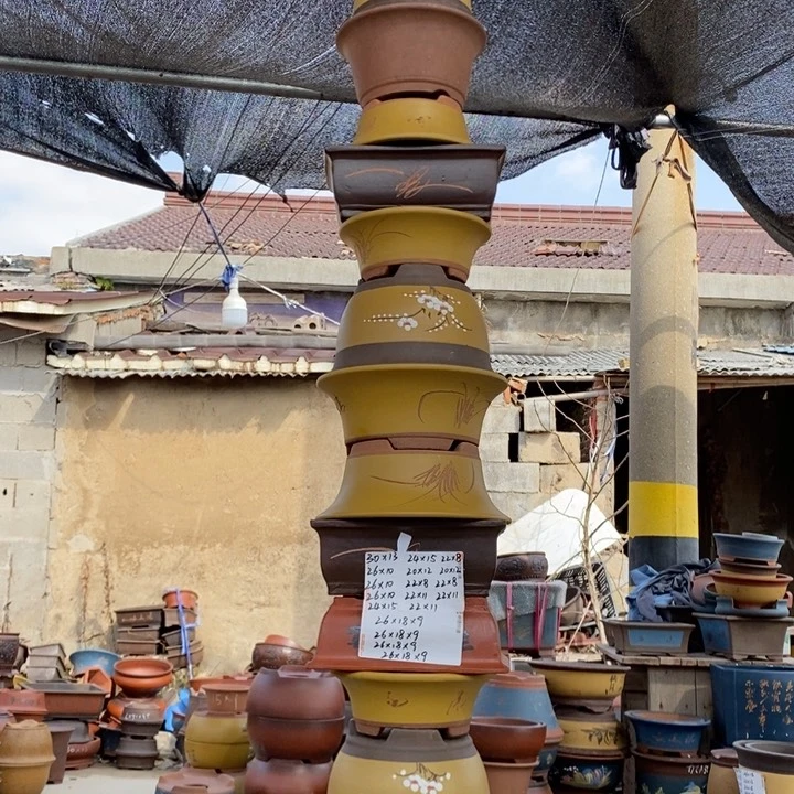 红陶紫砂艺术学院的学生