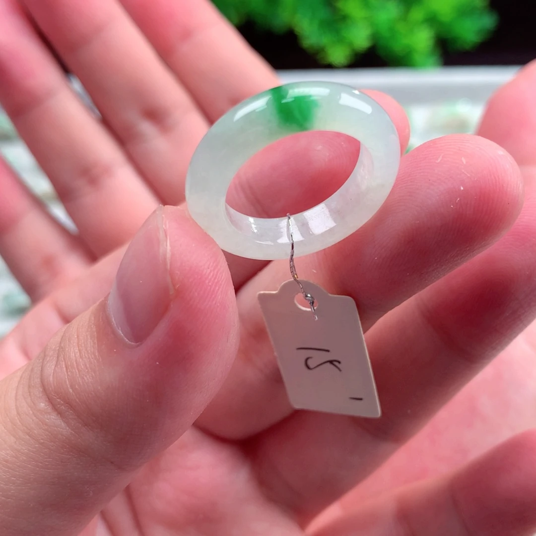 未镶嵌戒指翡翠天然