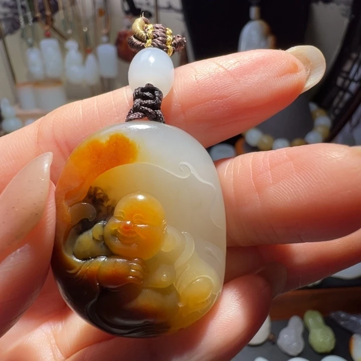 和田玉未镶嵌颈饰