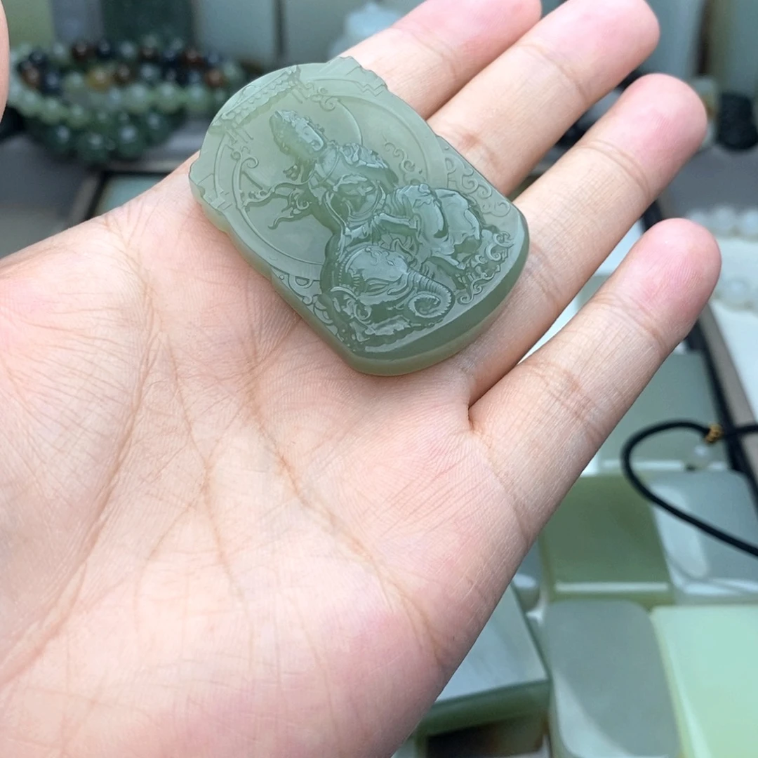和田玉未镶嵌颈饰你***我
