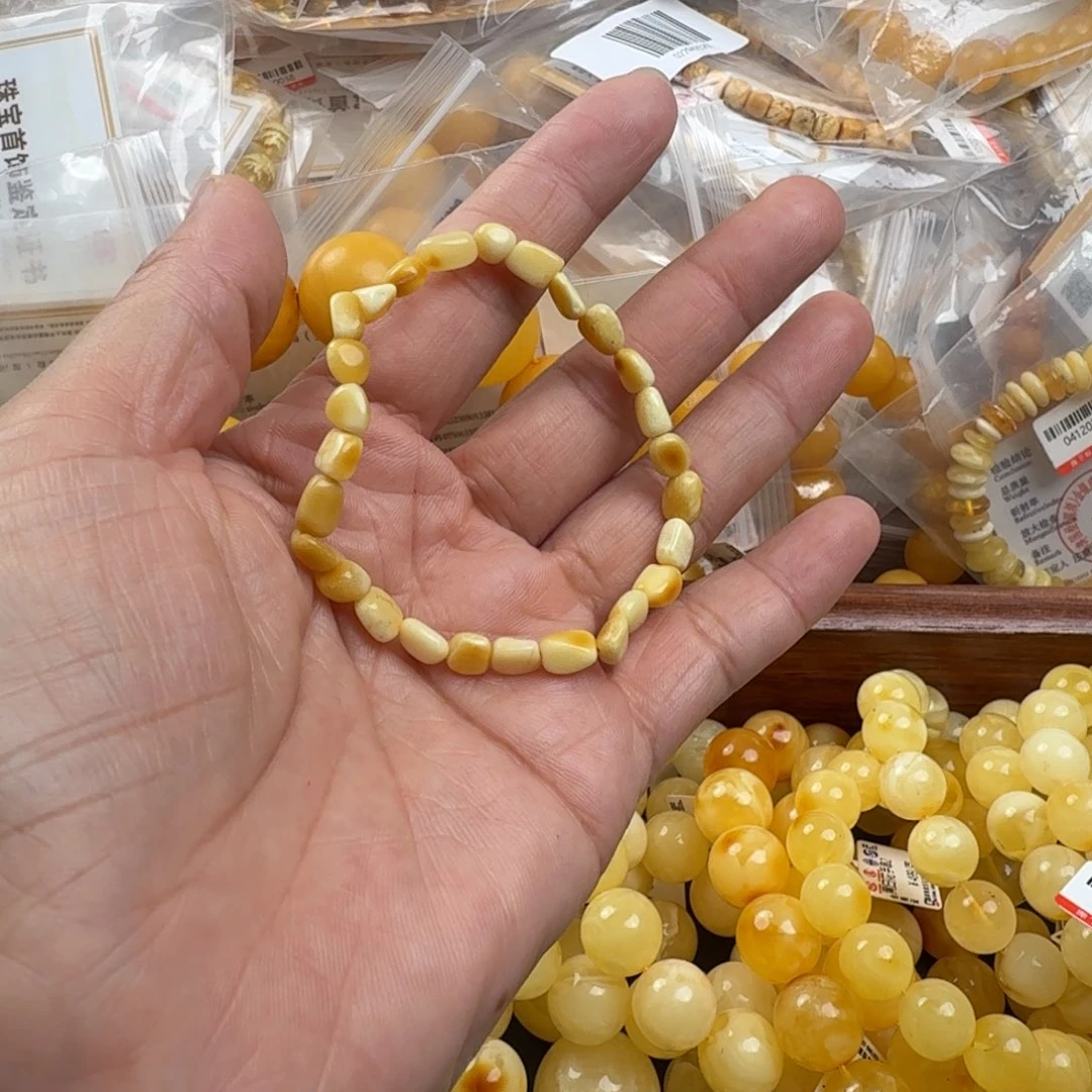 未镶嵌琥珀珠宝奇石