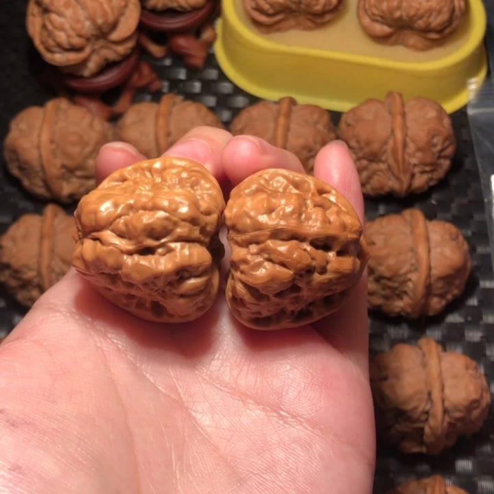 J***S文玩核桃把件蛙王