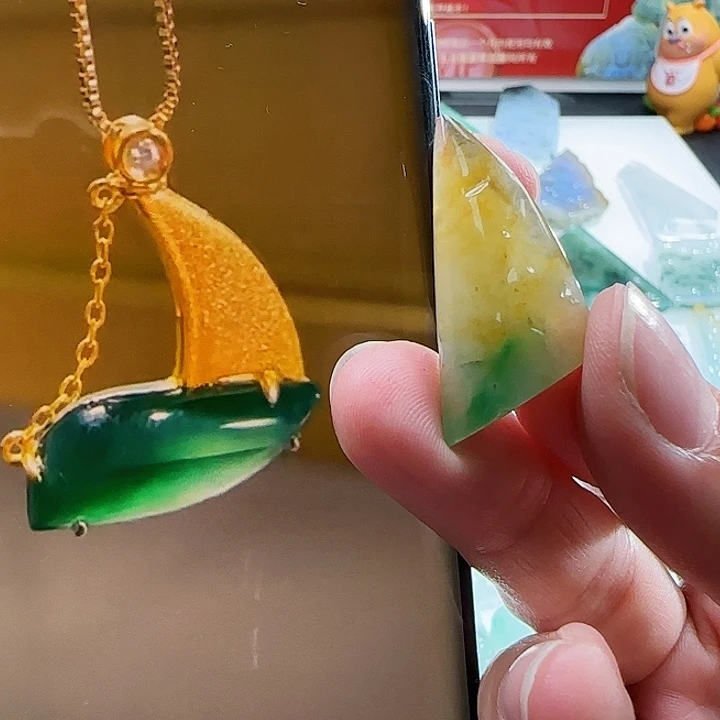 定制翡翠未镶嵌翡翠定制