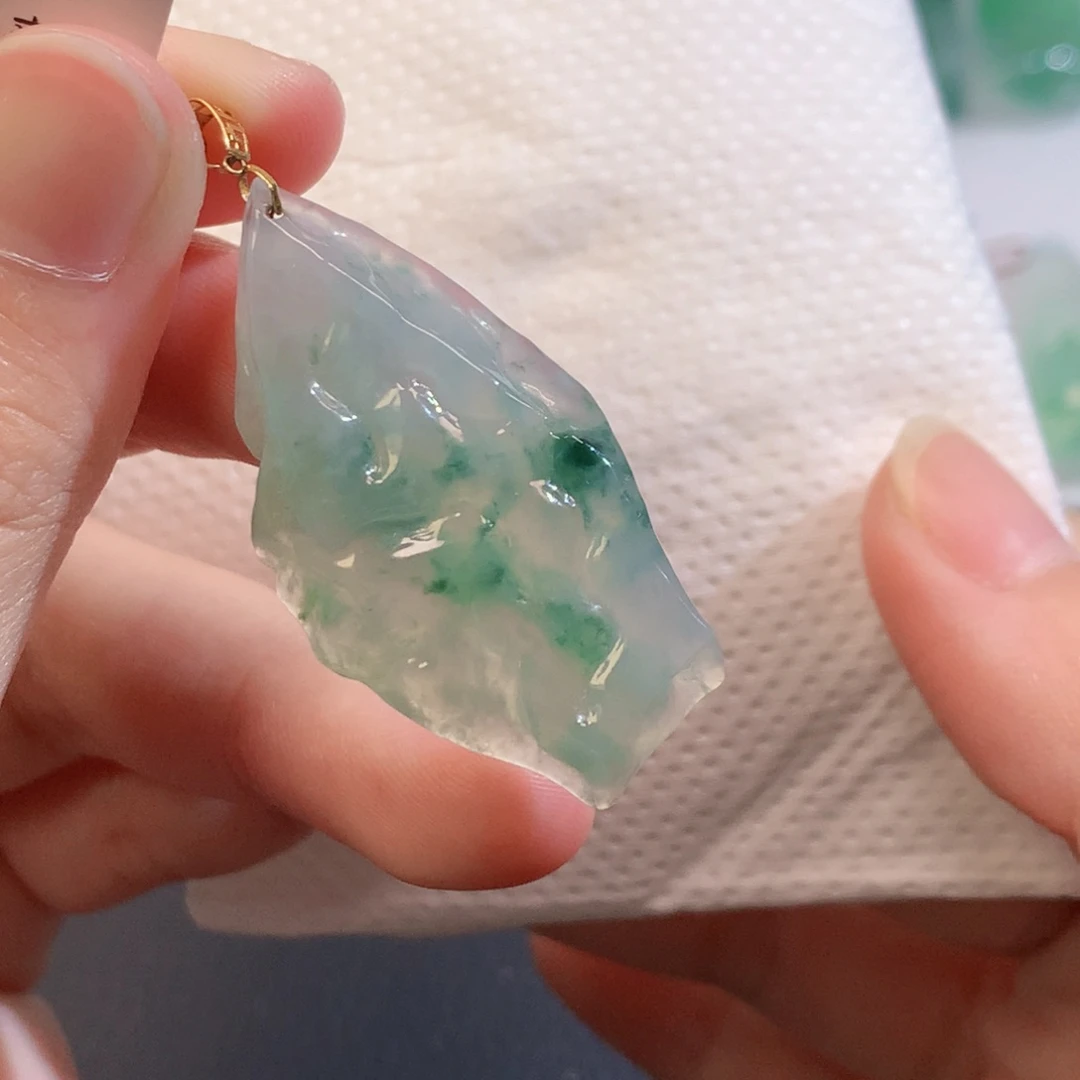 翡翠未镶嵌吊坠(不含链)859