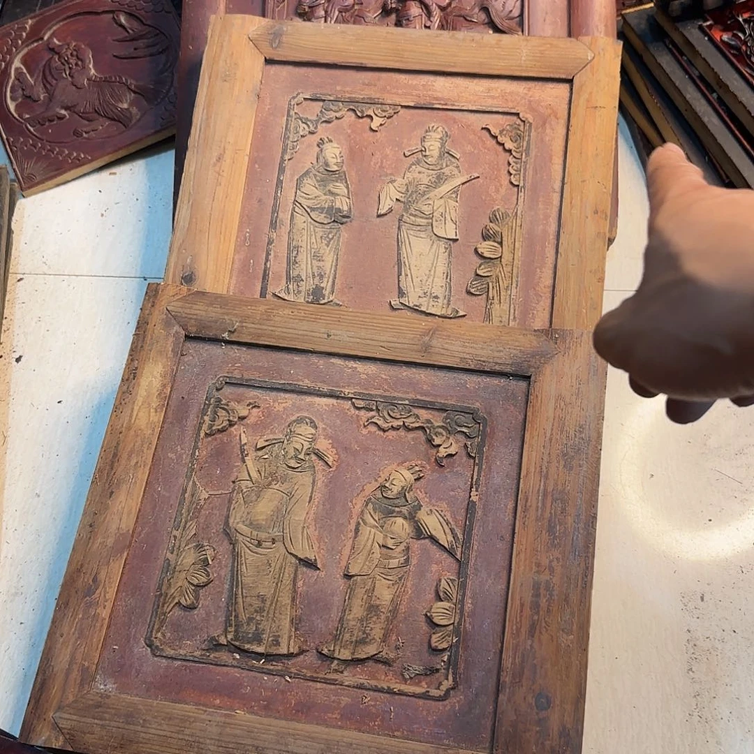 木a**歌老木雕艺术学院的学生