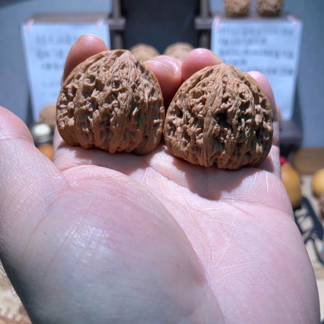 文玩核桃吊坠39密纹红玛瑙