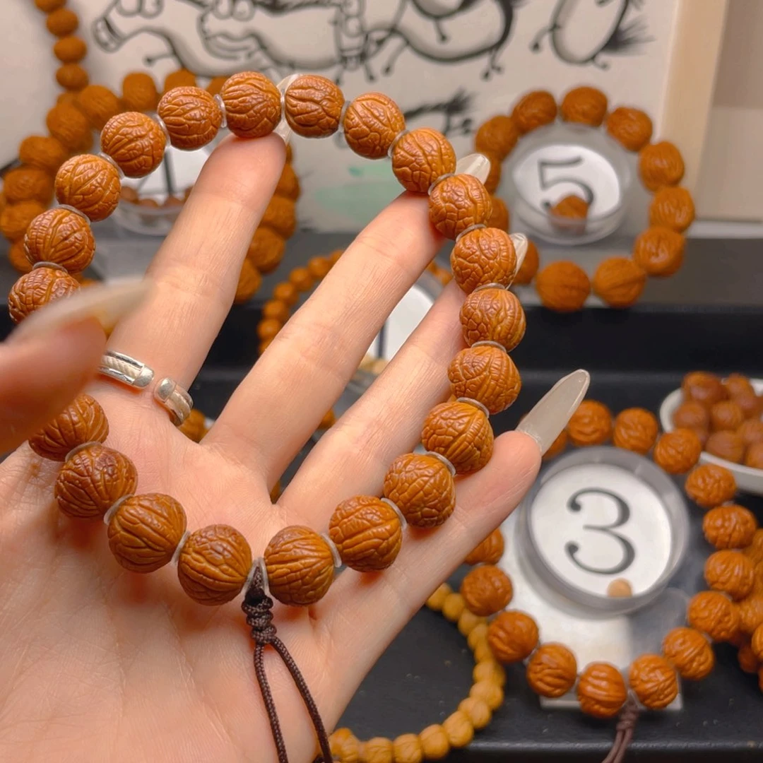 桃核吊坠1.444444444