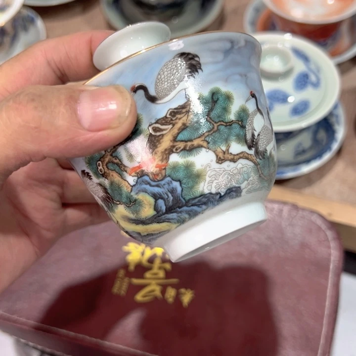 瓷片粉彩六鹤同春两才成香盖碗