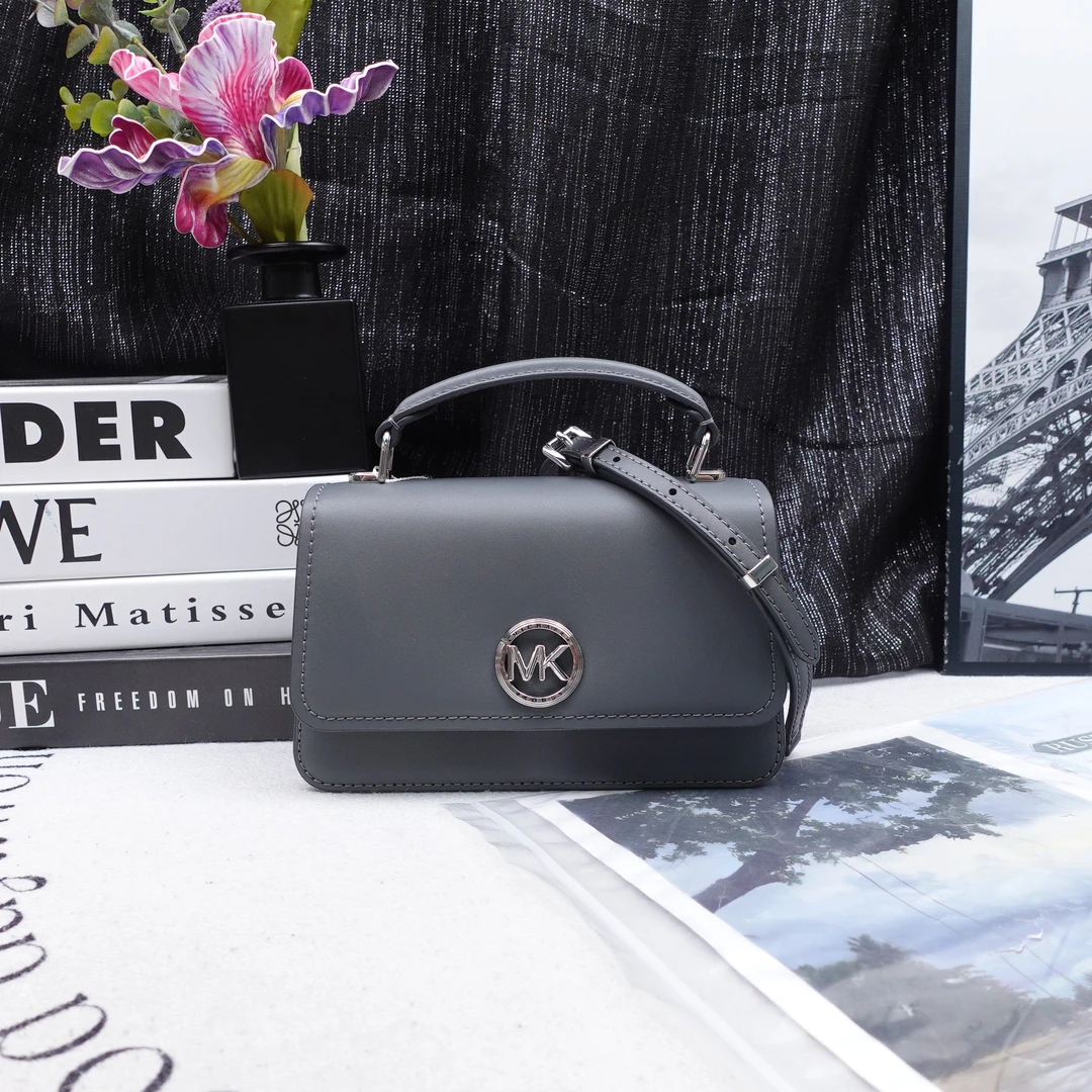 95新 MICHAEL KORS/迈克高仕 单肩包/T10251046