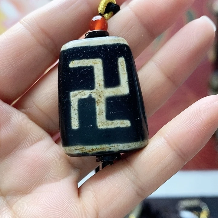 玛瑙/玉髓颈饰合金