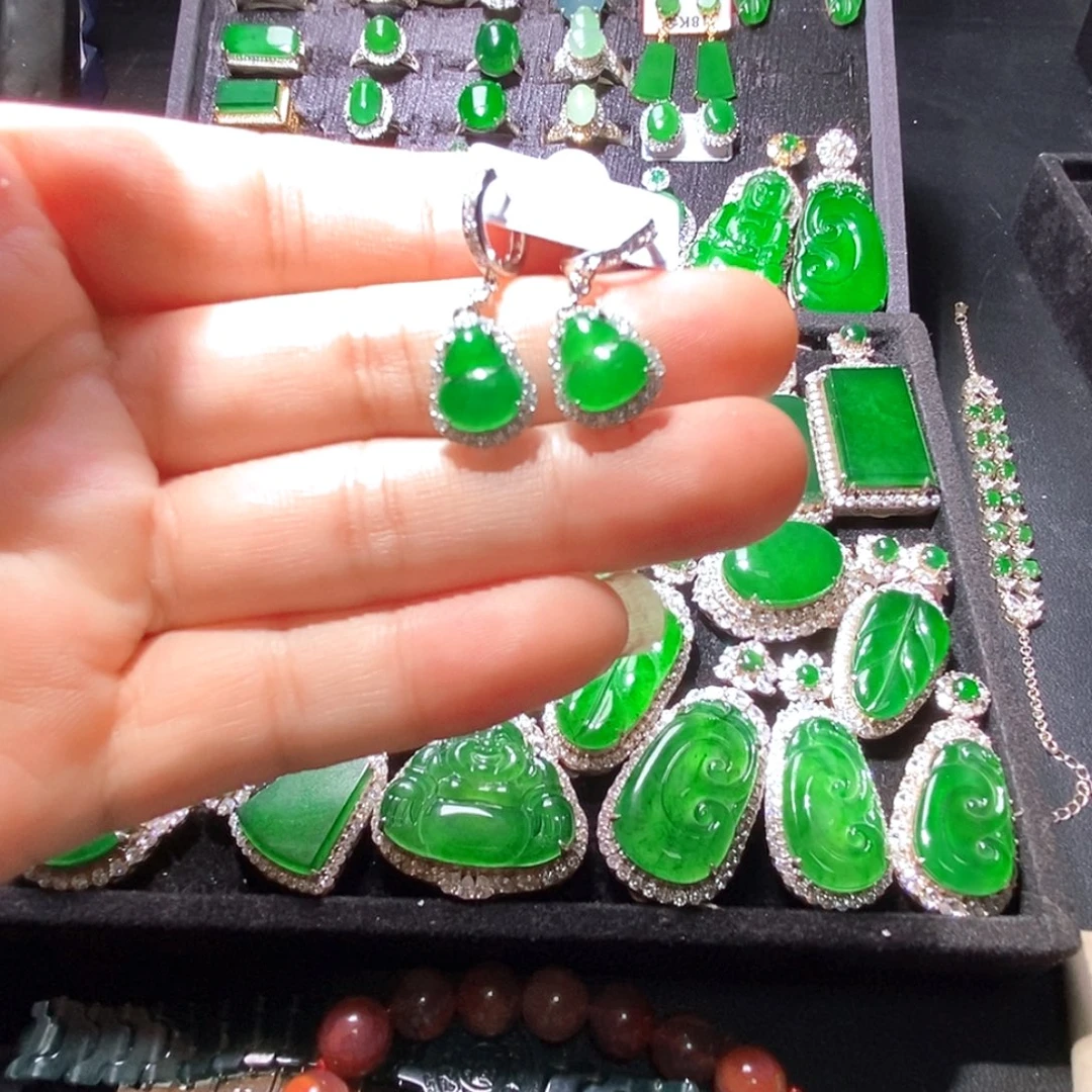 翡翠未镶嵌耳饰A货翡翠18