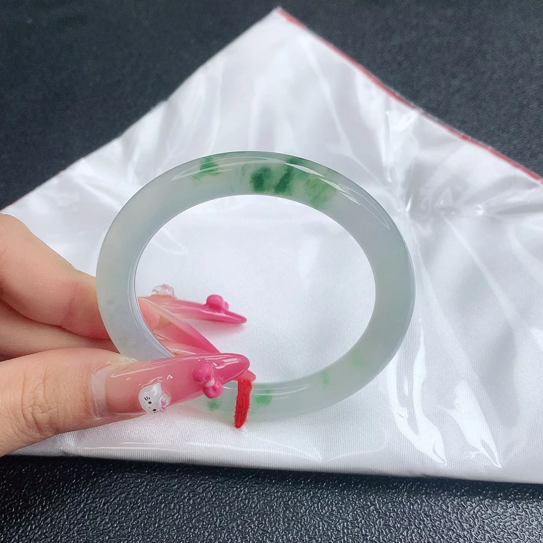 【闪购商品】未镶嵌手镯翡翠，52