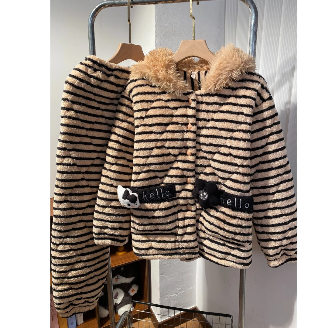 珊瑚绒睡衣女冬加厚加绒2025新款三层夹棉美拉德小猫家居服两件套