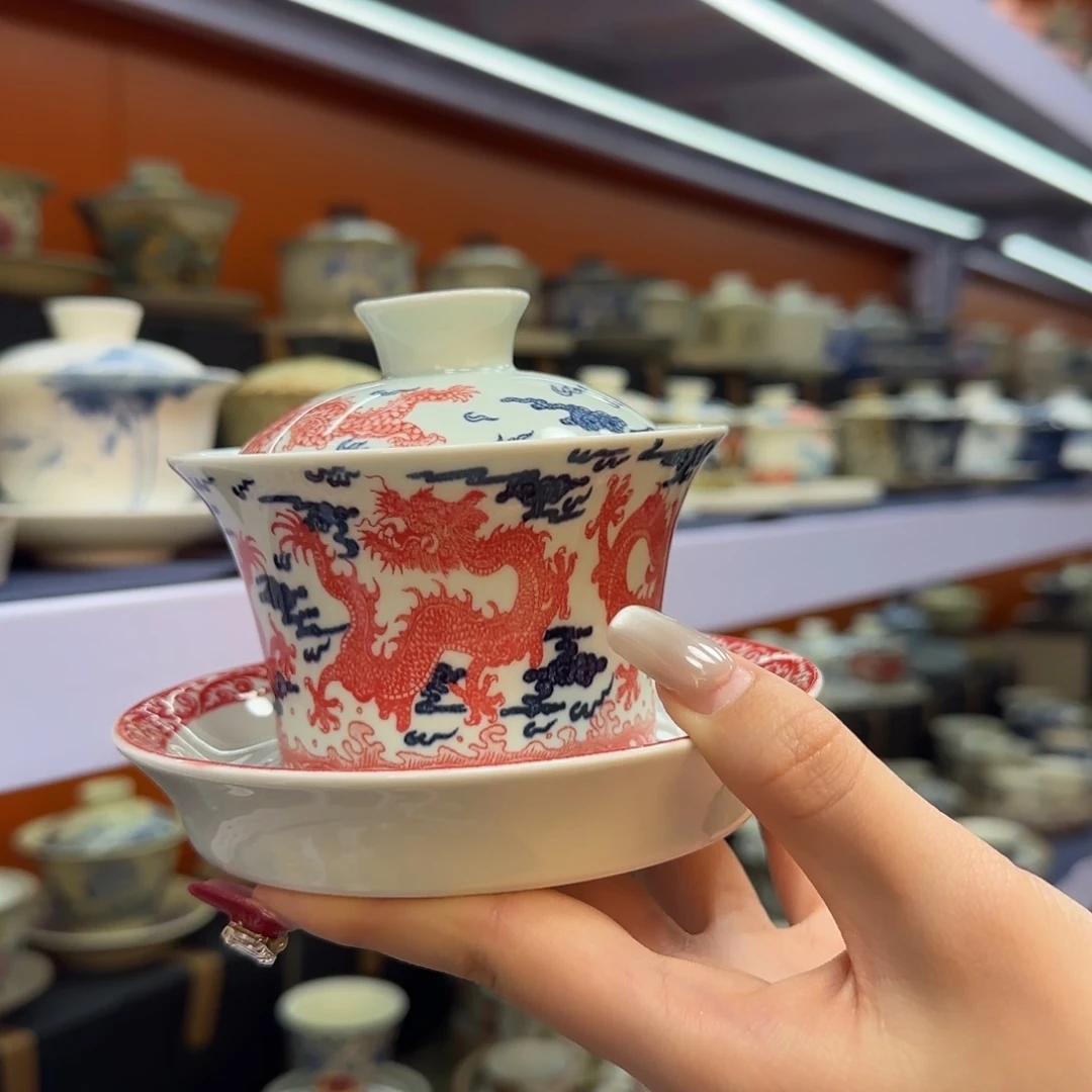 我在外面吃饭呢你吃