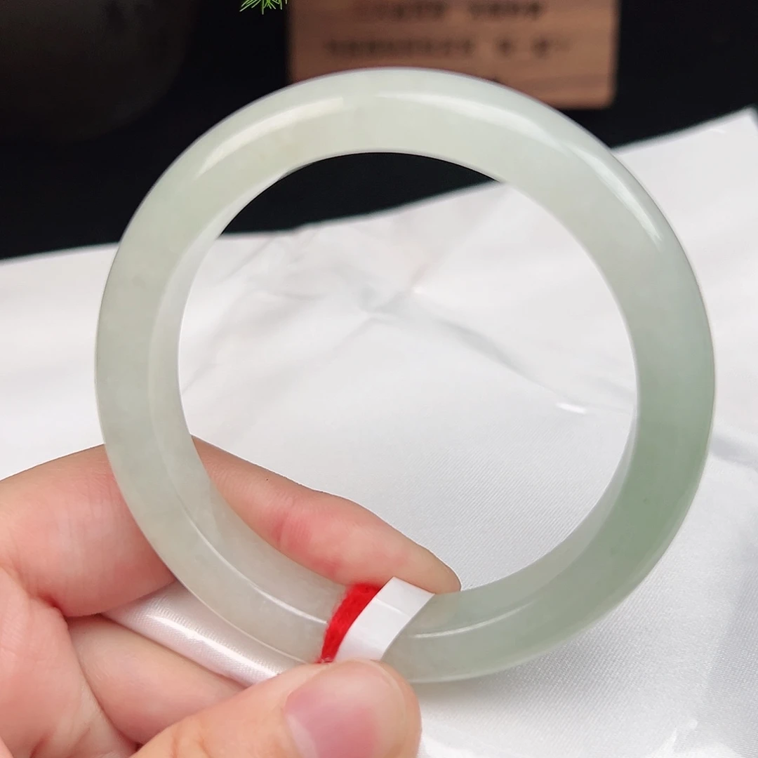 翡翠未镶嵌手镯z410-3-4