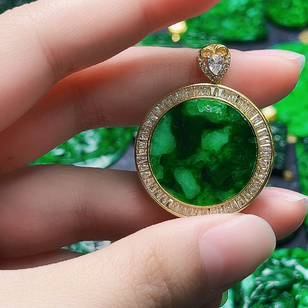 颈饰银S925镶嵌翡翠多样性