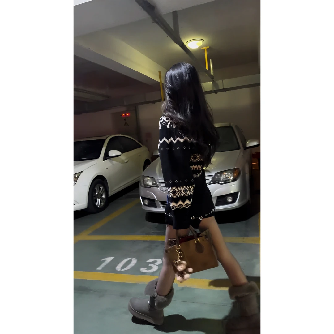 韩系穿搭2026秋冬新款菱格气质毛衣长袖针织衫显瘦休闲短裤两件套