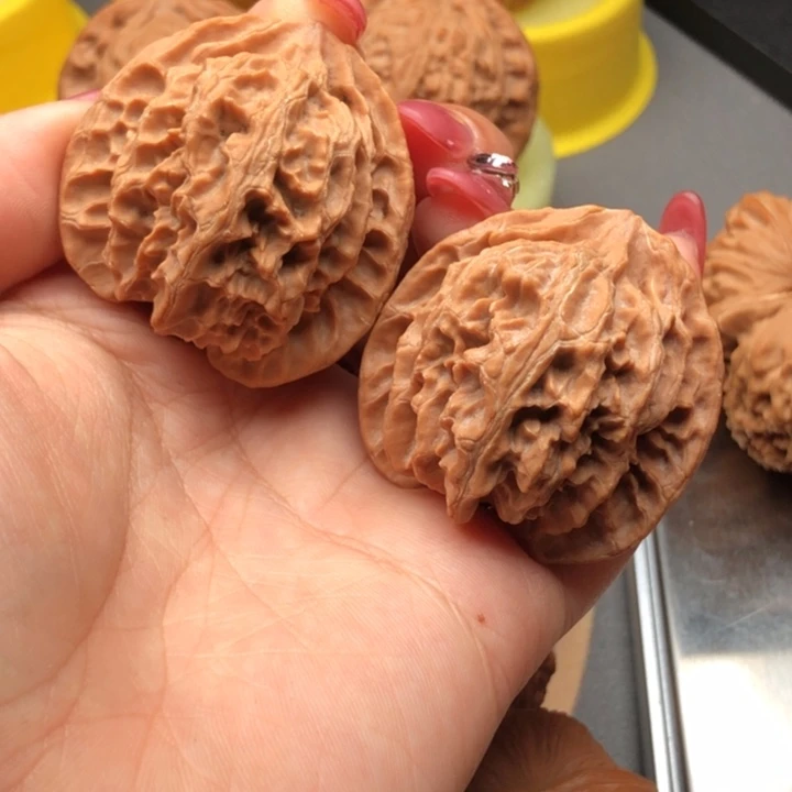 文玩核桃把件40苹果原桩