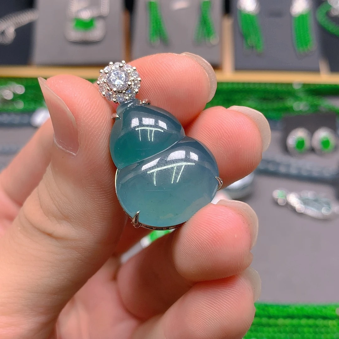 翡翠未镶嵌吊坠(不含链)天然