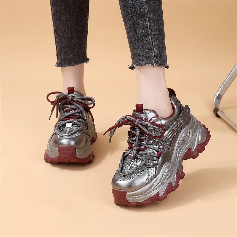 爆款增高百搭老爹鞋女鞋2025春秋新款水钻松糕厚底显瘦运动休闲鞋