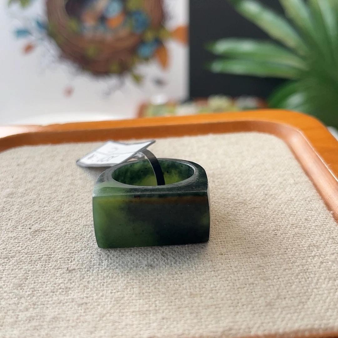 未镶嵌戒指和田玉c18 多彩碧玉马鞍18.0 不退换