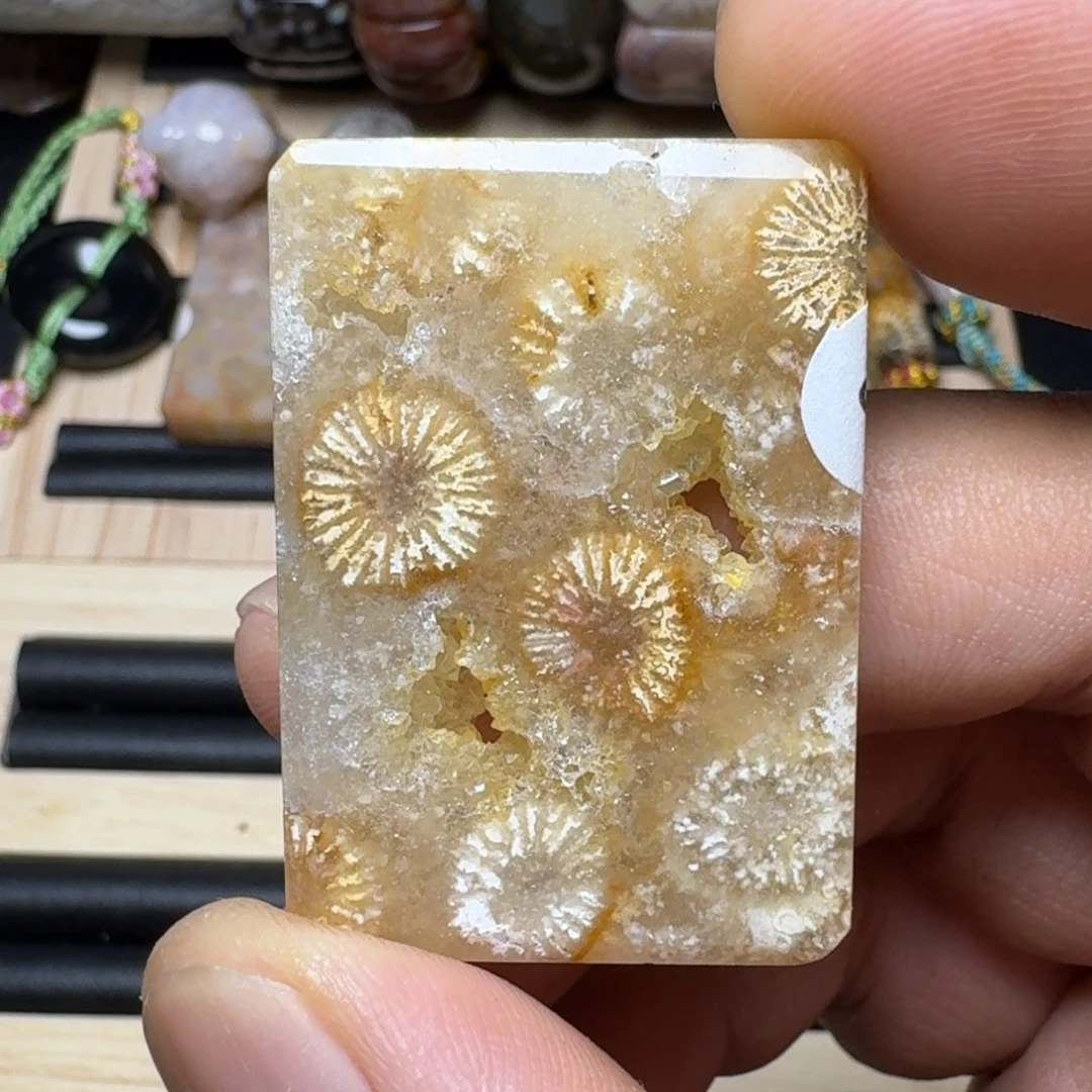 硅化玉纯天然色有机玉石保真色未镶嵌