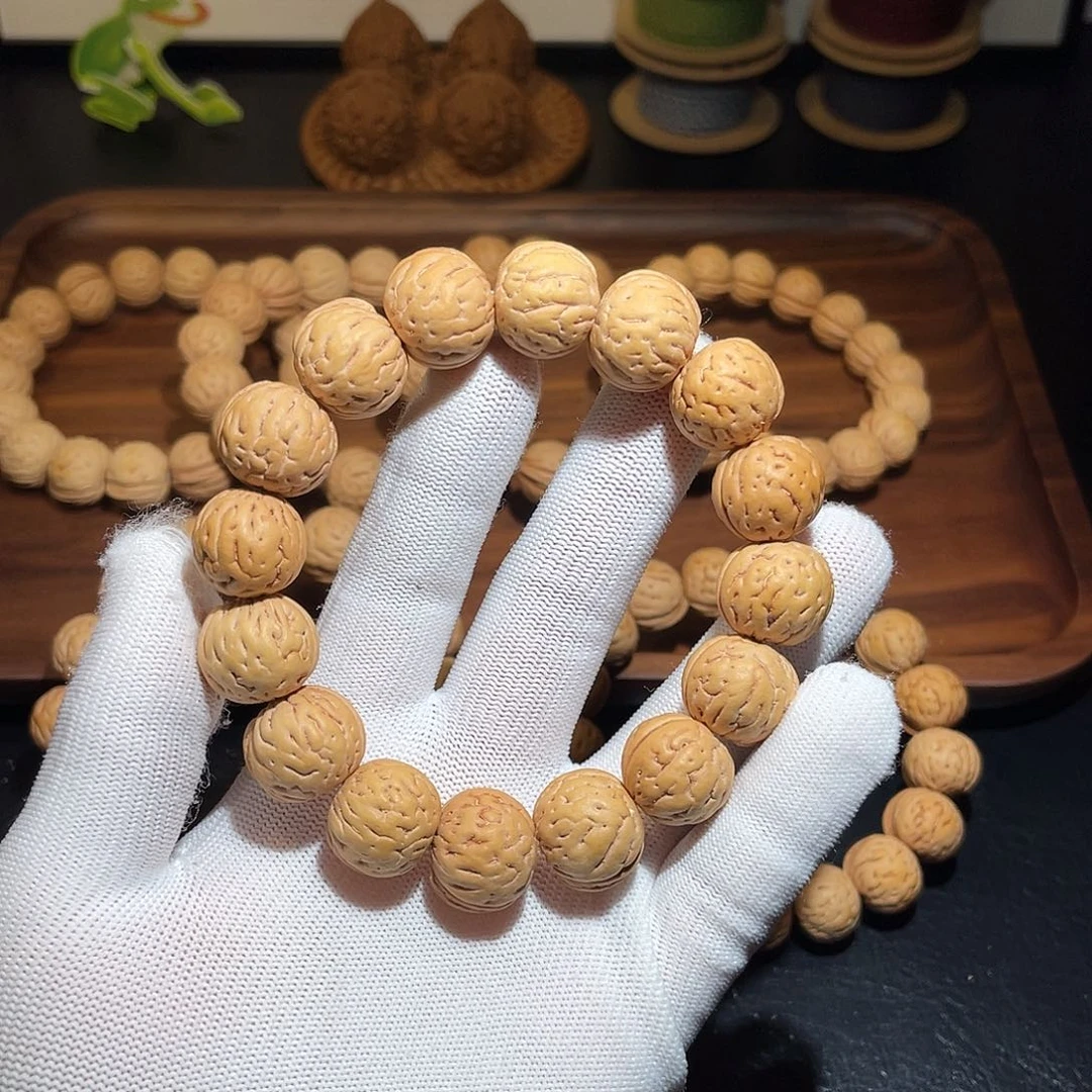 阚***了手串桃核原皮色水晶肌肉