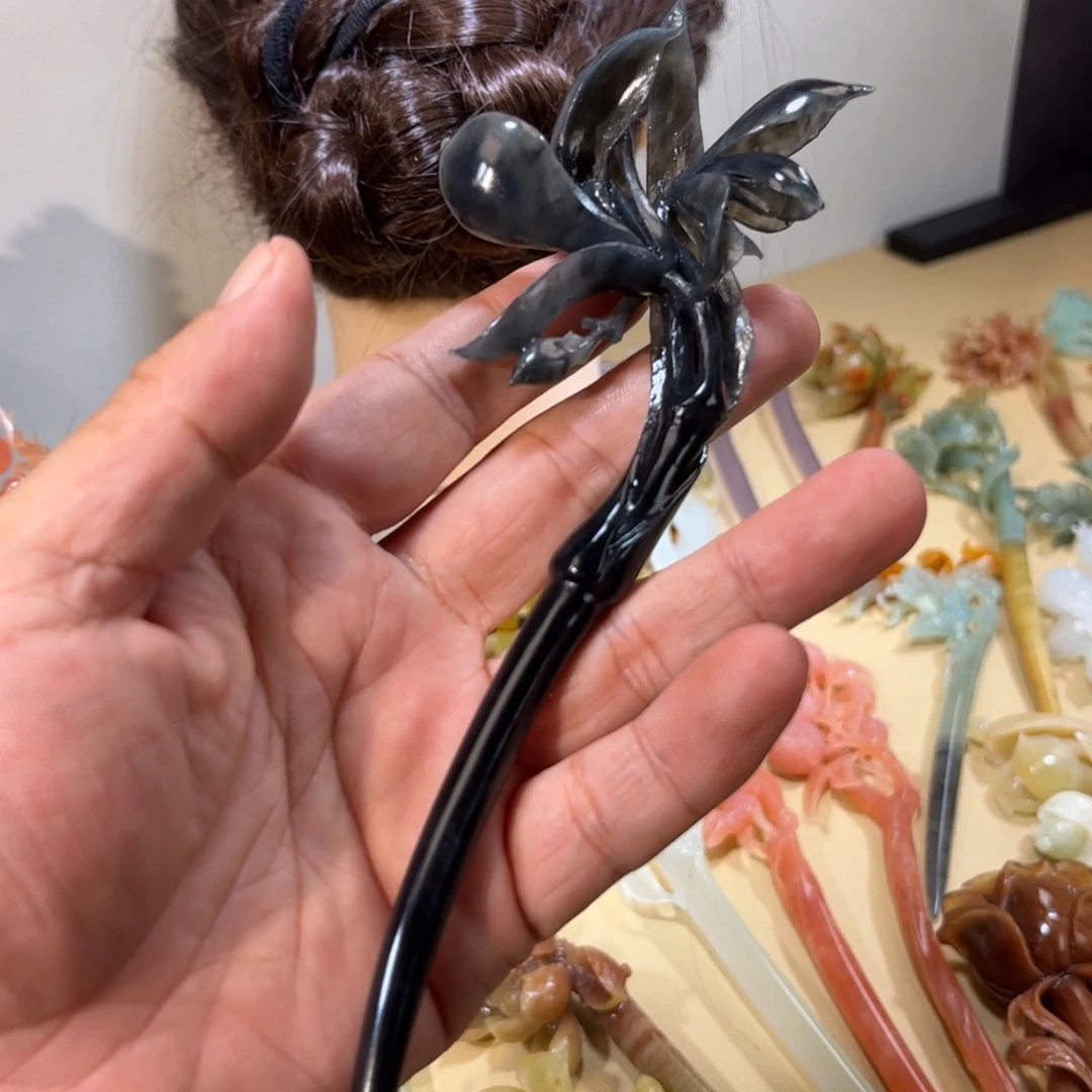 H***j蛇纹石玉合金发簪