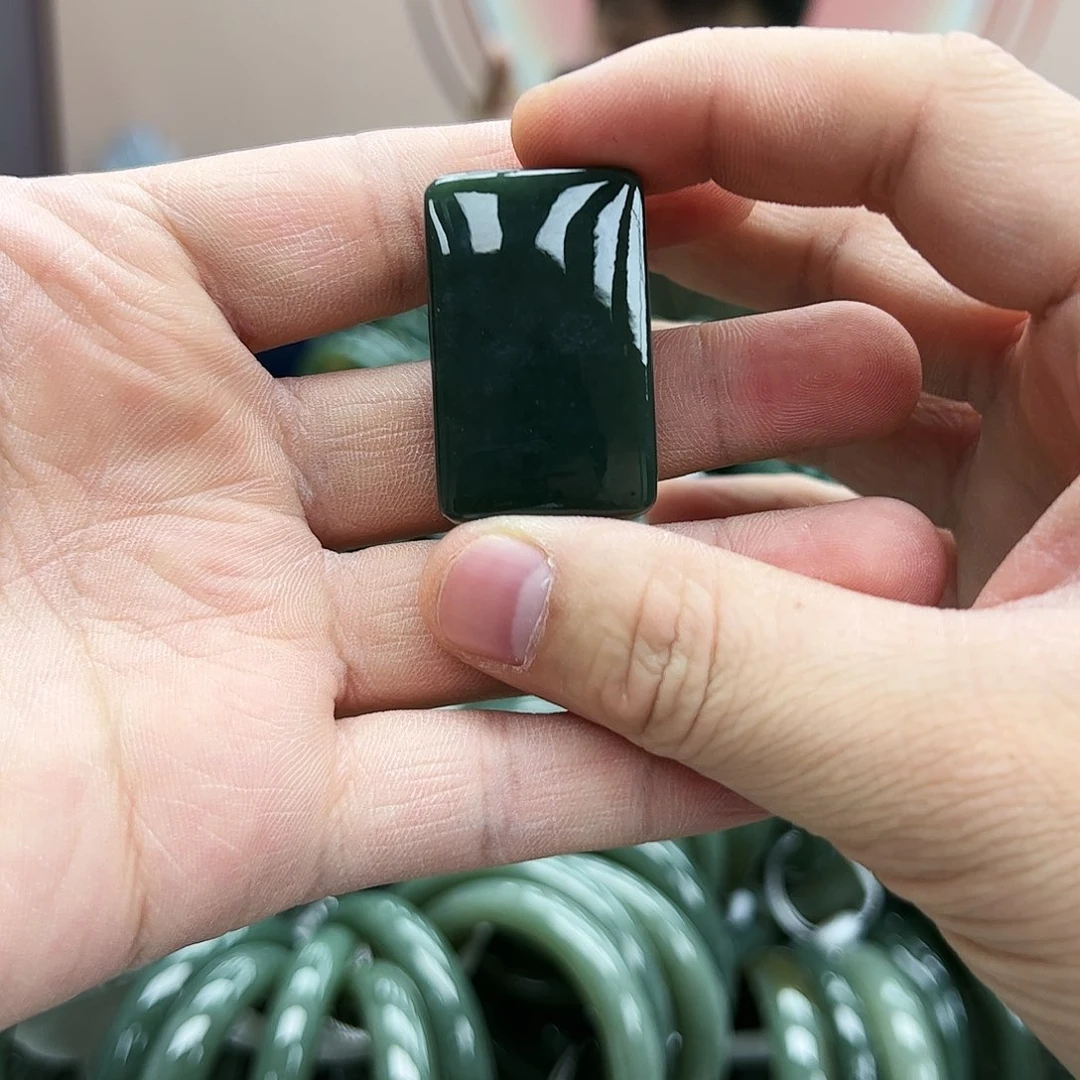 和田玉吊坠(不含链)未镶嵌