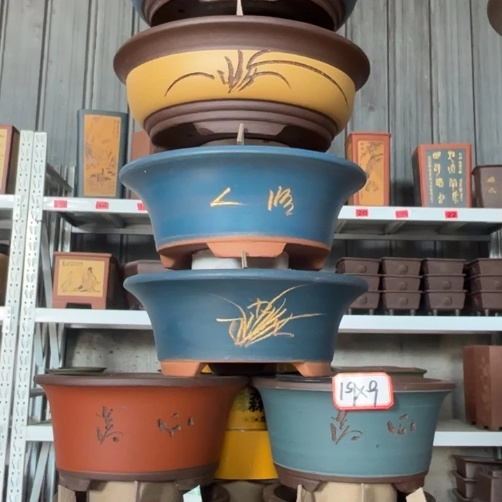 紫砂花盆100-8。