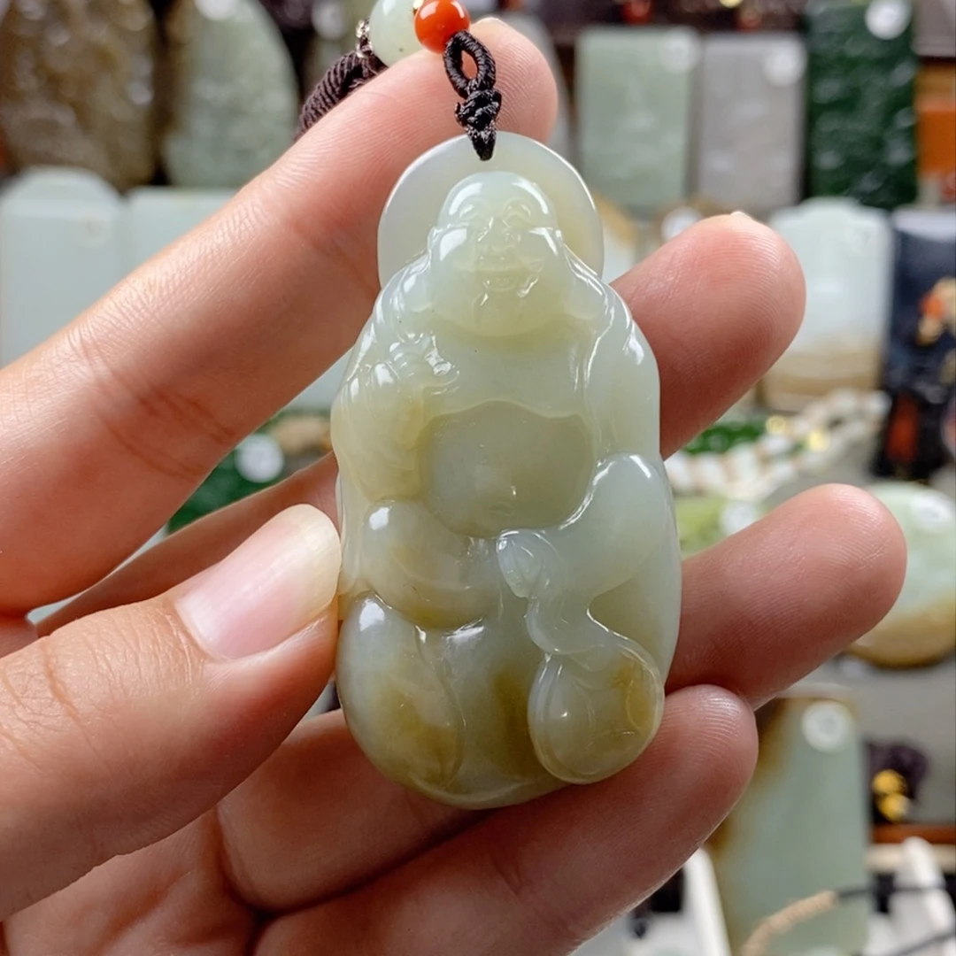 和田玉（糖玉）未镶嵌颈饰