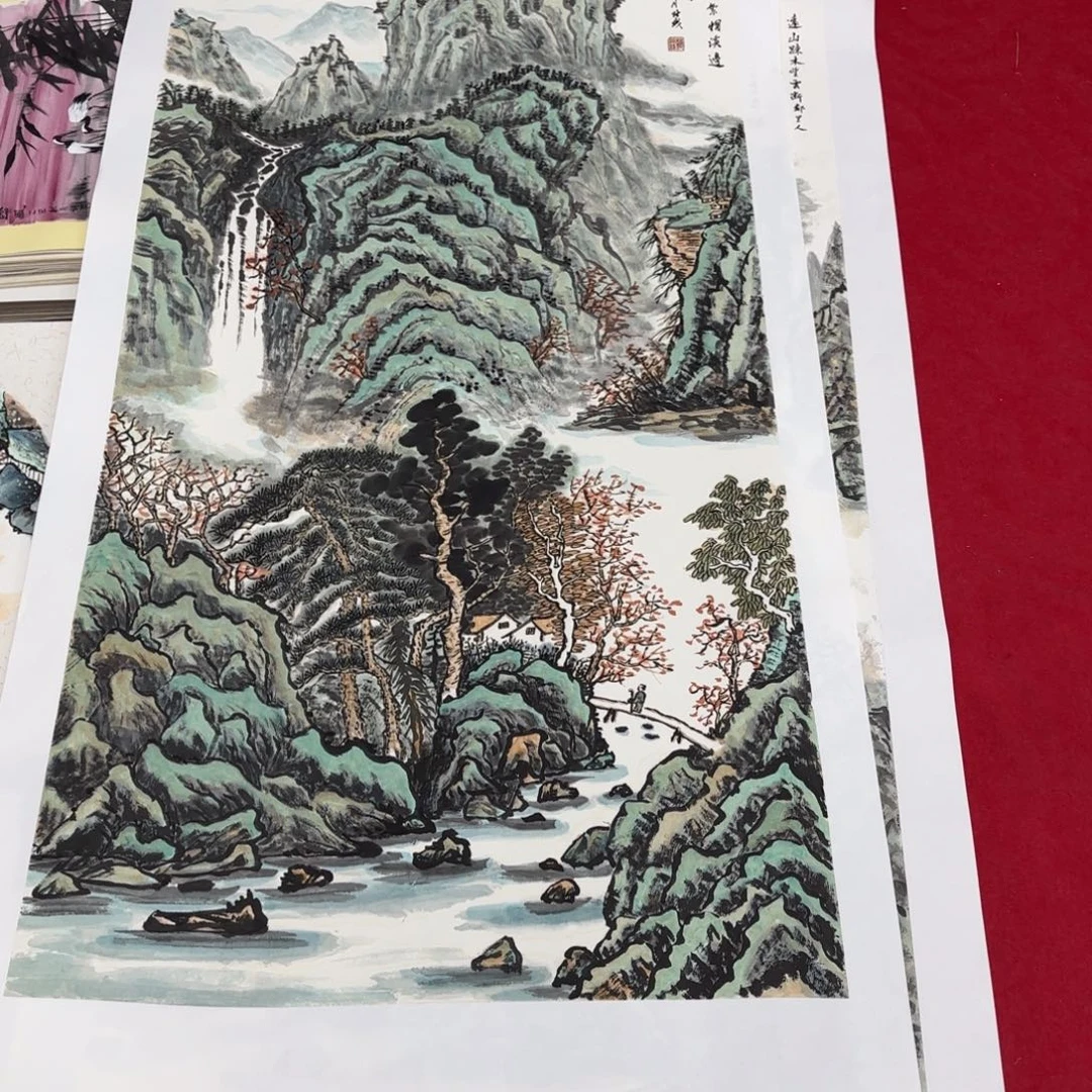 国画花鸟等图案为一体的