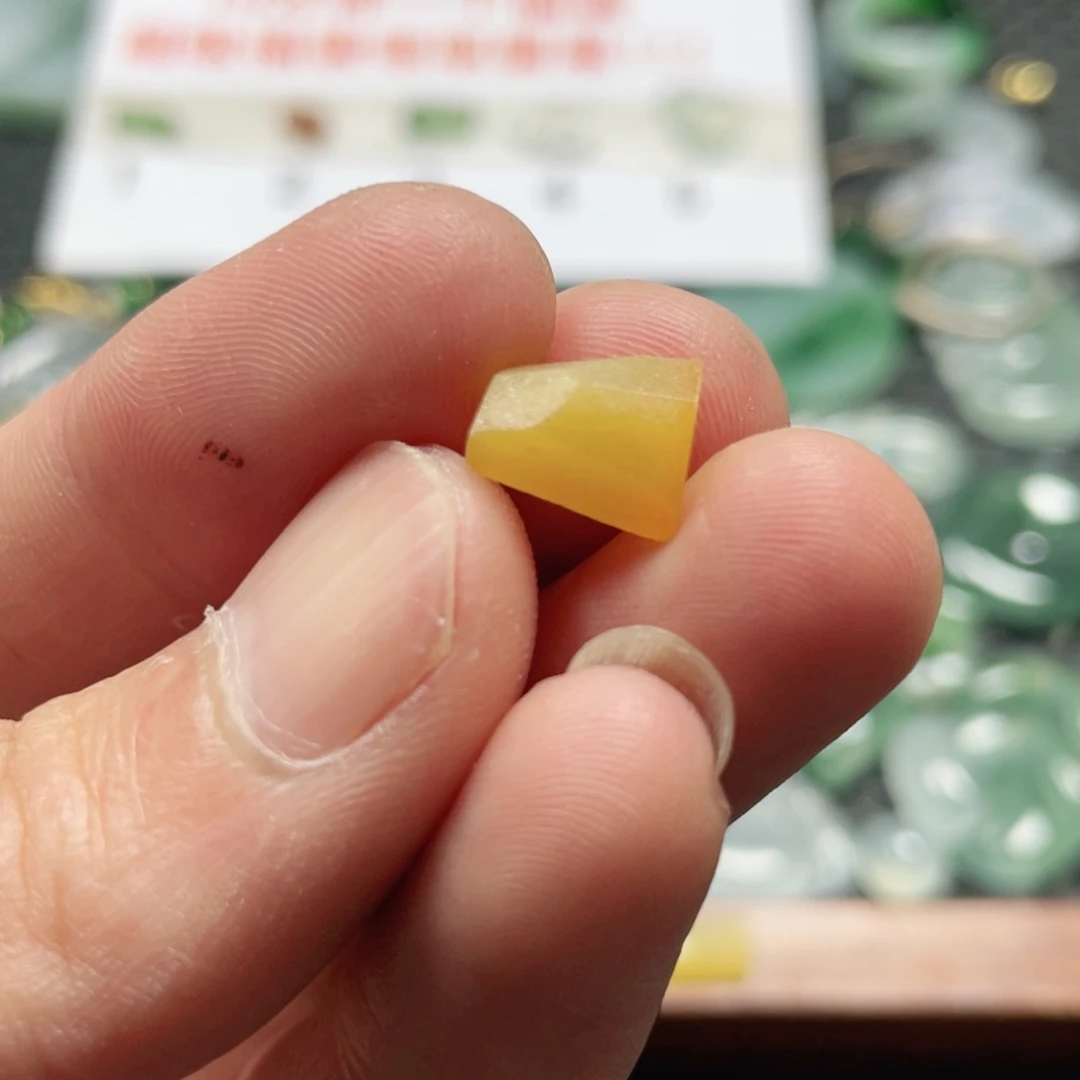 Y***️定制翡翠未镶嵌翡翠