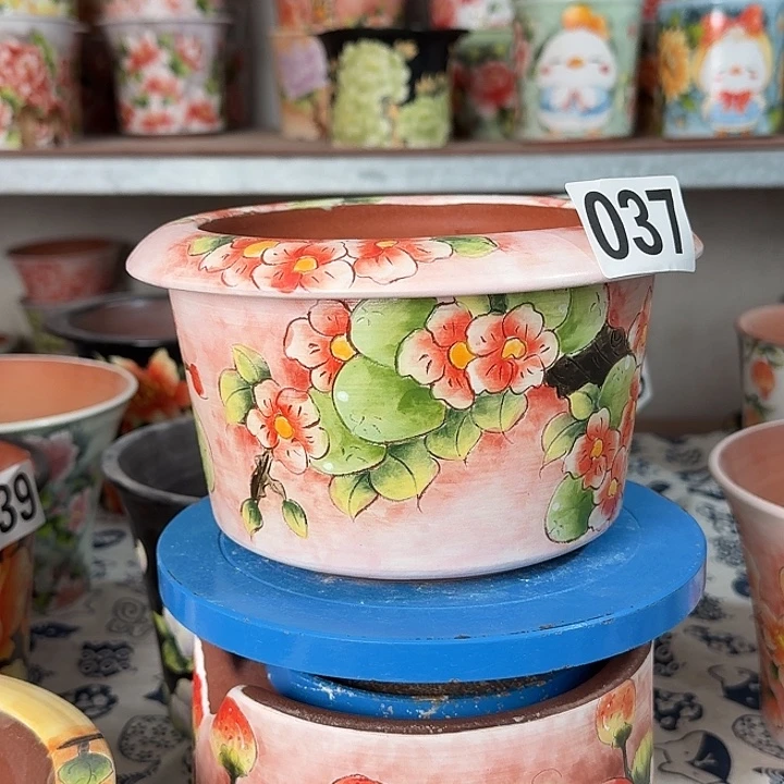 景德镇手绘多肉花盆