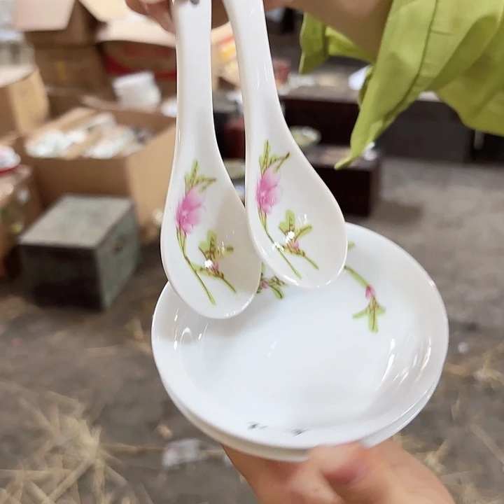 摆件景德镇高温陶瓷两碟两勺