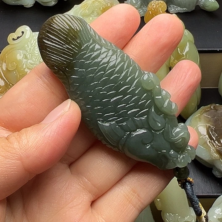 未镶嵌和田玉挂件